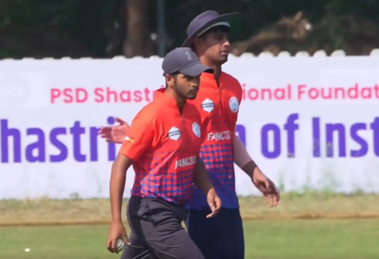 Match 28: Ashtapailu Sports beat Solapur Stars XI by 7 wickets 