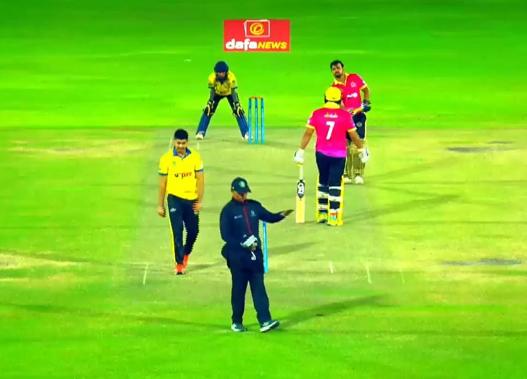 Abu Dhabi Smashers beat Etihad Shaheen by 8 wickets | Match 17