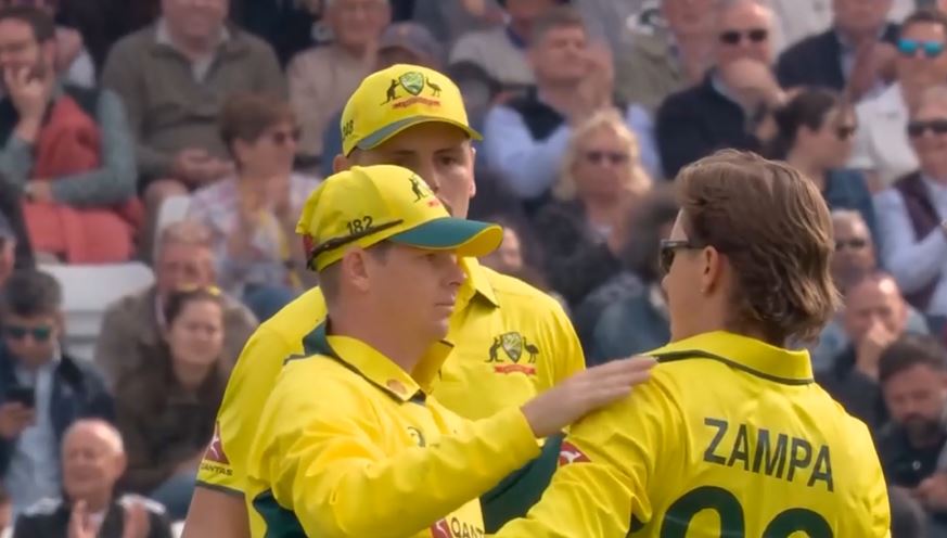 1st ODI: Australia beat England by 7 wickets 