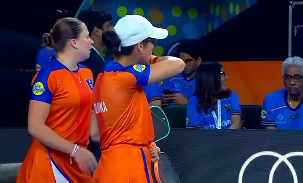 Match 2: Delhi 9-9 Mumbai | Women's doubles