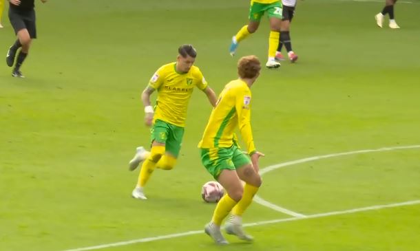 Borja Sainz's hat-trick inspires Norwich City to 3-2 victory