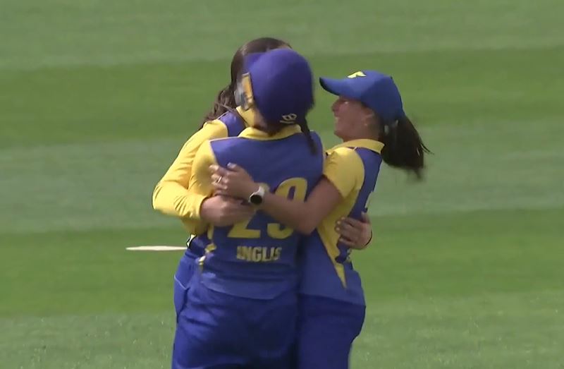 Otago Sparks beat Auckland Hearts by 4 wickets | Match 1