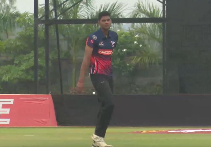 Tigers XI vs Tuskers XI: Harsh Vaishnav's 3 for 19