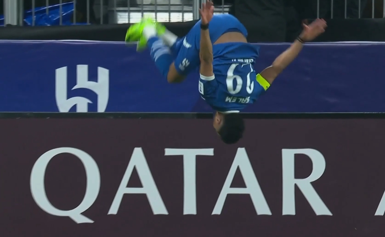 ICONIC! When a jaw-dropping goal met with a gravity-defying celebration