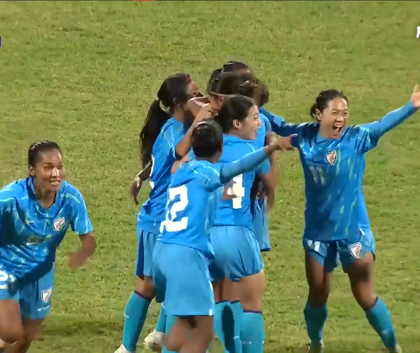 poster url for SCREAMER! Sangita Basfore puts blue tigresses ahead in semi-final!