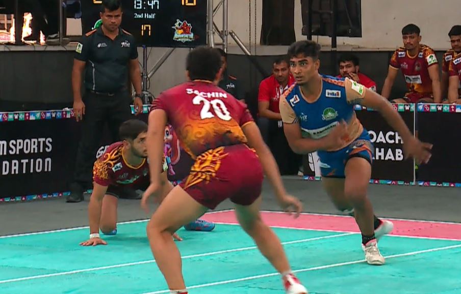 Gajenthiramoorthi Murugesan's Kabaddi ka kamaal performance