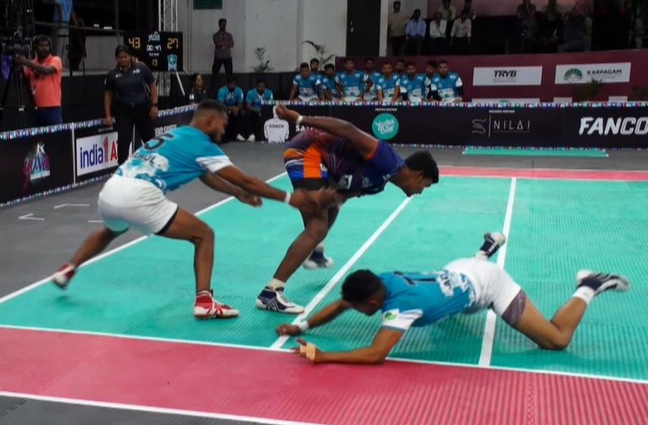 Suresh Oruganti's Kabaddi ka kamaal performance 