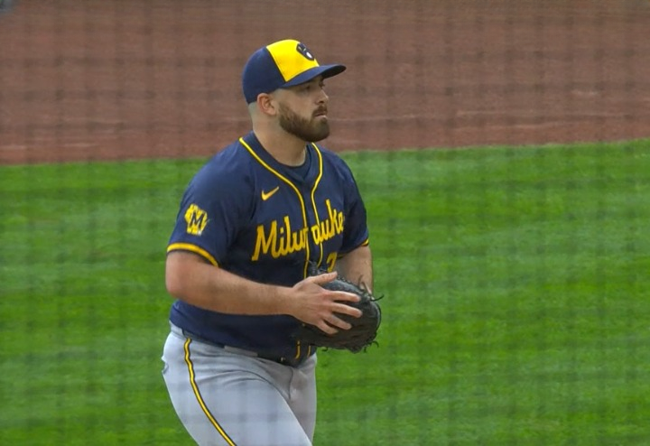 MLB: Pittsburgh Pirates vs Milwaukee Brewers - Highlights