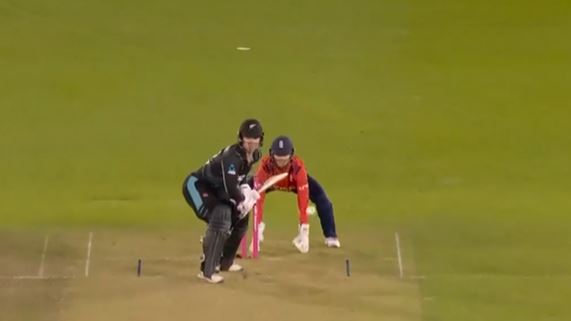 poster url for 2nd T20I, New Zealand Innings: All Sixes