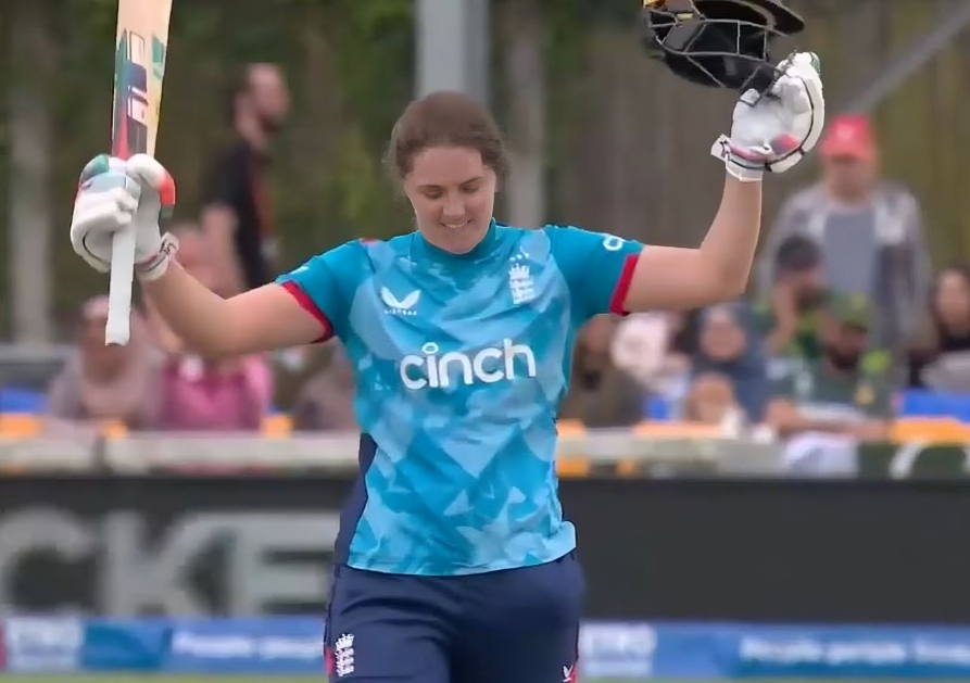 3rd ODI: Nat Sciver's 124* off 117 