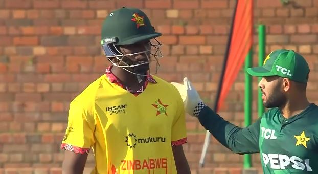 THRILLER! Zimbabwe beat Pakistan by 2 wickets