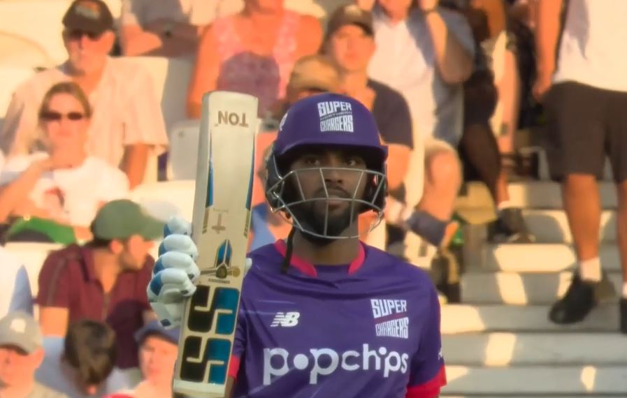 Oval Invincibles vs Northern Superchargers: Nicholas Pooran's 65* off 41