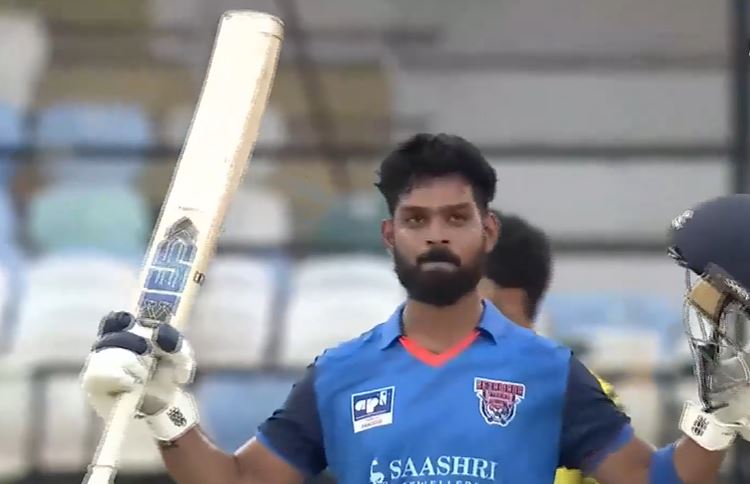 Godavari Titans vs Bezawada Tigers: Pyla Avinash's 105* off 58