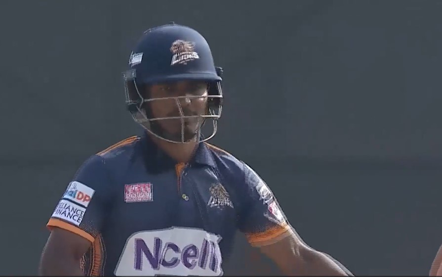 Skipper’s knock! Paudel hits a stunning six to reach his half-century!