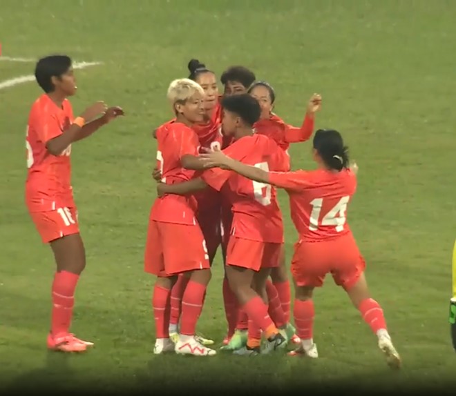 poster url for India dominate Pakistan 5-2 in SAFF Women's Championship opener