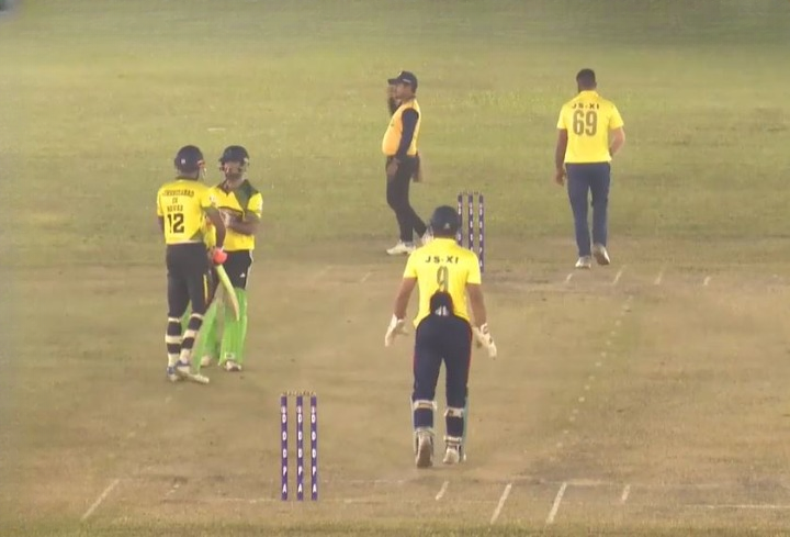 Match 8: Sabuj Sangha Bhabanipur beat JS-XI by 3 wickets 