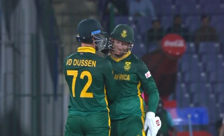 South Africa beat England by 7 wickets | Match 11