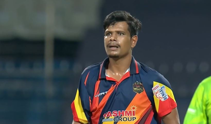 Murshidabad Kings vs Rashmi Medinipur Wizards: Vaibhav Yadav's 3 for 29