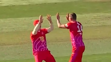 Welsh Fire vs Oval Invincibles: Jake Ball's 3 for 24