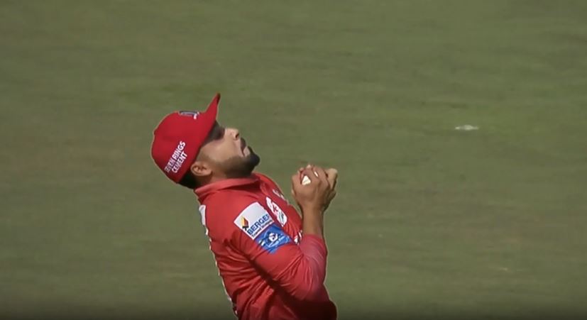 Faheem Ashraf dazzled the fans with a backward running blinder