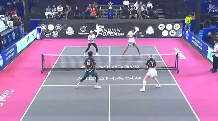 Match 2: Kolkata 16-21 Bengaluru | Mixed doubles