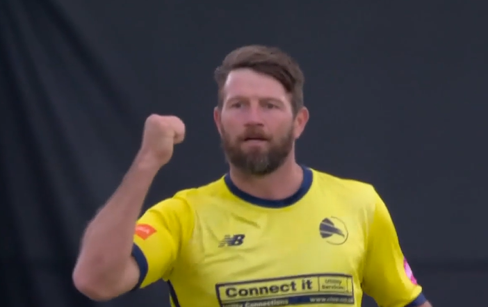 poster url for Hampshire vs Sussex: Michael Neser's 3 for 32