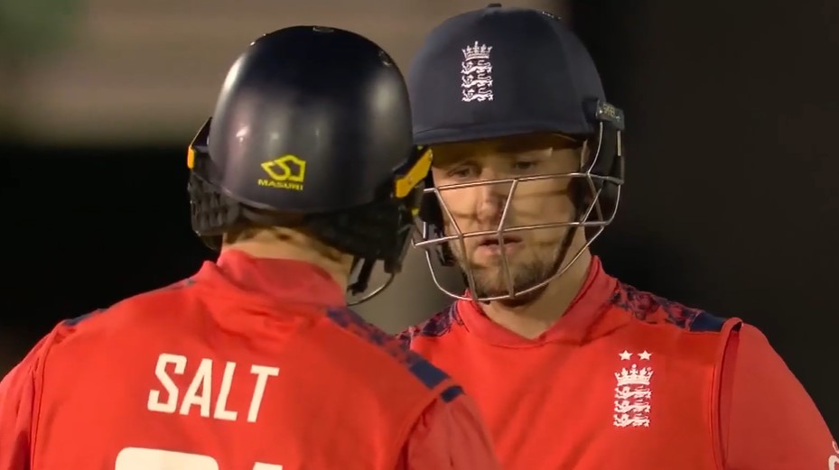 2nd T20I: England beat Australia by 3 wickets