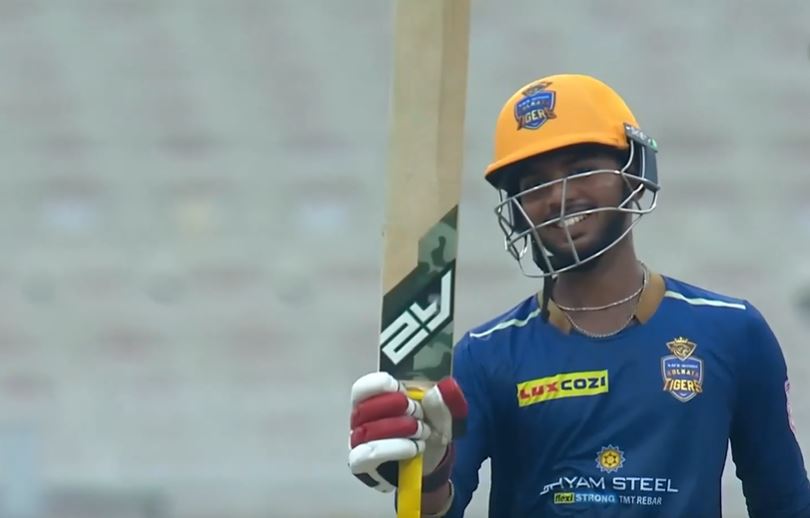 poster url for Lux Shyam Kolkata Tigers vs Harbour Diamonds: Karan Lal's 62* off 43