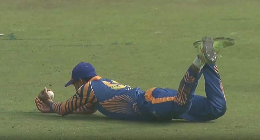 Perfectly Judged! Mehidy Hasan's flawless catch dazzled the crowd