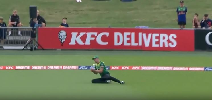 PHENOMENAL! Blair Tickner's nerve-wracking catch in the deep