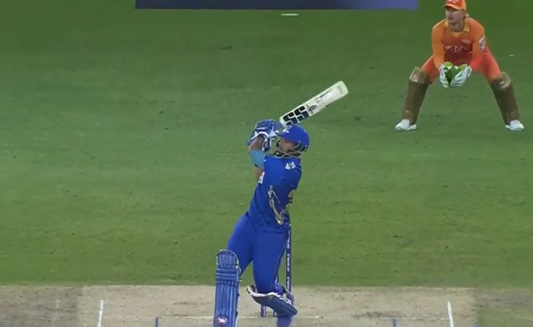 SOUND ON! The bat went crunch as Pooran sent it into the orbit