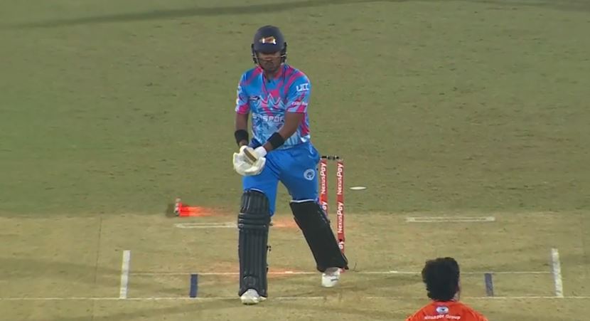 Clean Bowled Carnage! Taskin's ripper set the Off stump flying