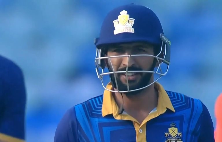 Rishi Dhawan's 76* off 42 | Match 8