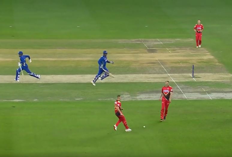 RARE MOMENT! Batters run four runs between the wickets in a T20 match