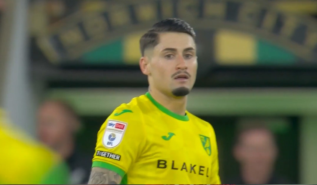 Brace by Sainz! A top-right beauty keeps Norwich in the game