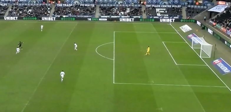 Long-Range Screamer! Brandon Thomas-Asante stunned Swansea