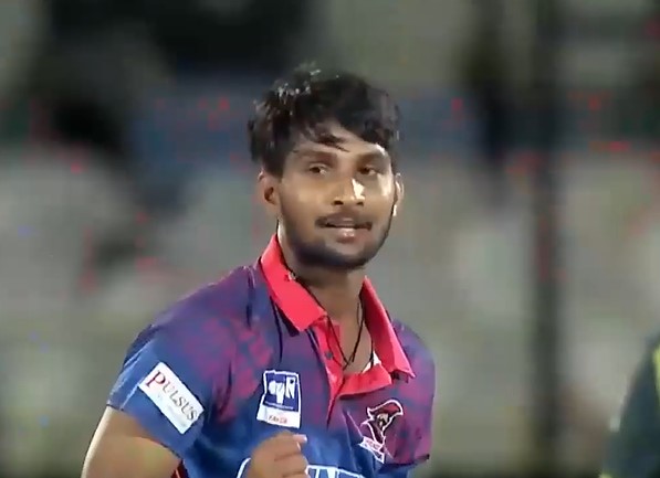 Uttarandhra Lions vs Vizag Warriors: P Manikanta Gangadhar's 3 for 17  