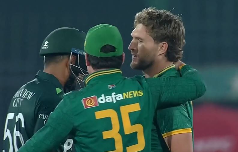 Mulder Magic! Wiaan outsmarted Babar with his second delivery