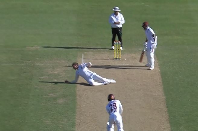 One-Handed Magic! Wiaan Mulder's caught & bowled masterpiece