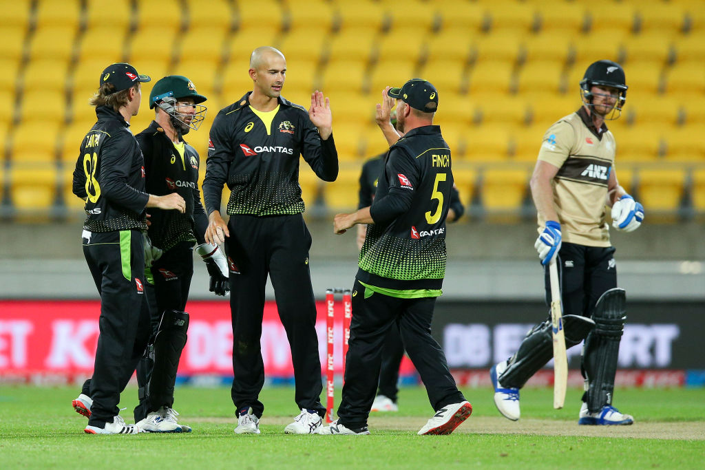 Agar's 6-wicket haul sees Aussies home