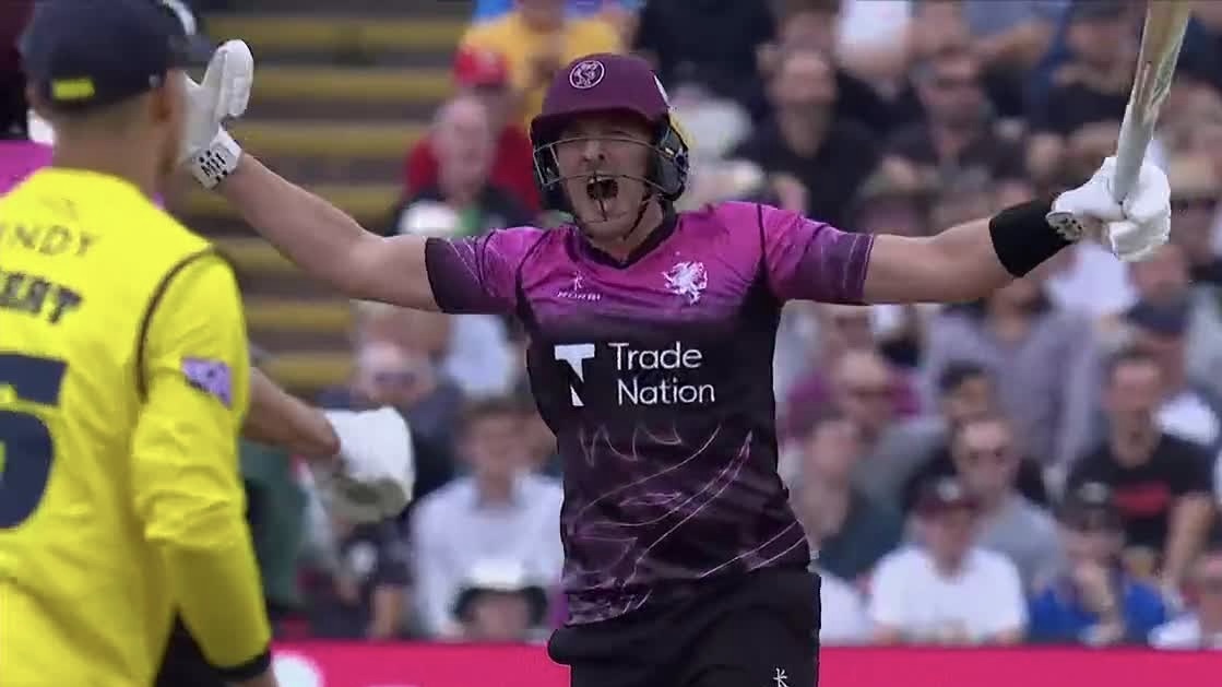 Somerset clinch last over thriller to enter the final