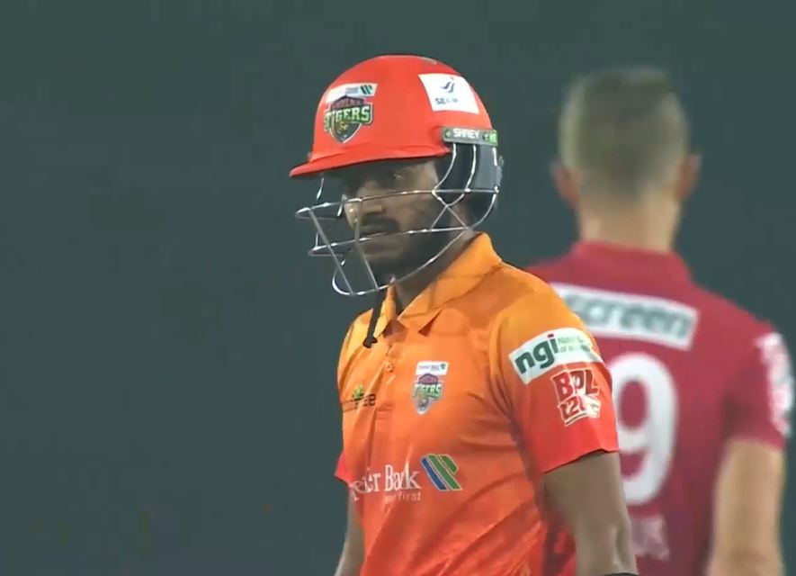 64 off 43! Mahmudul Hasan Joy sparkles in Khulna's chase