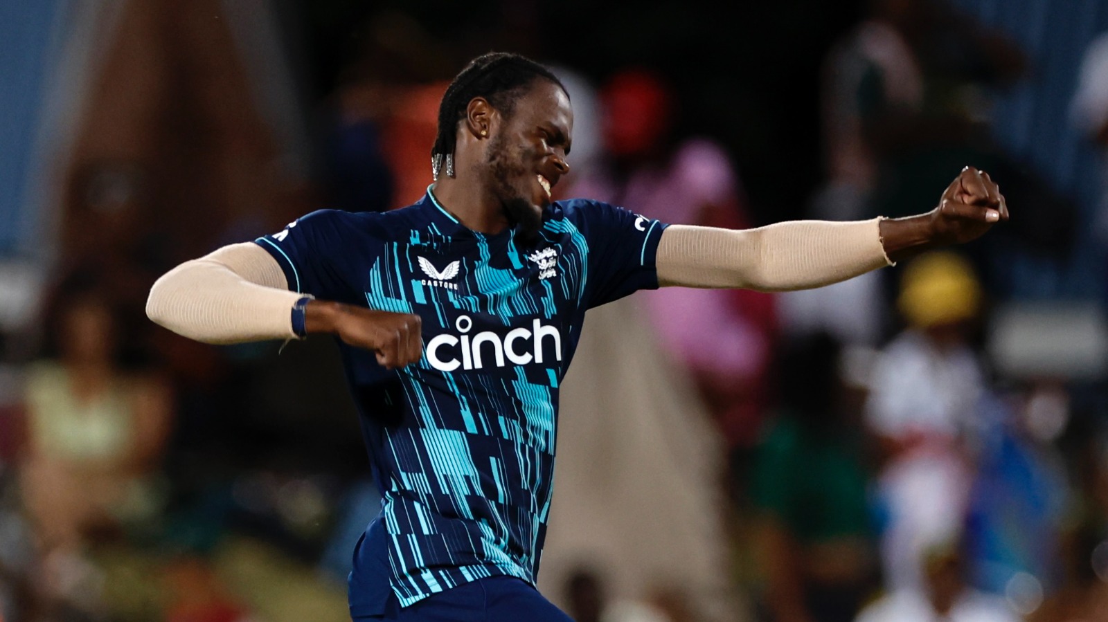6 WICKETS! Jofra Archer is back