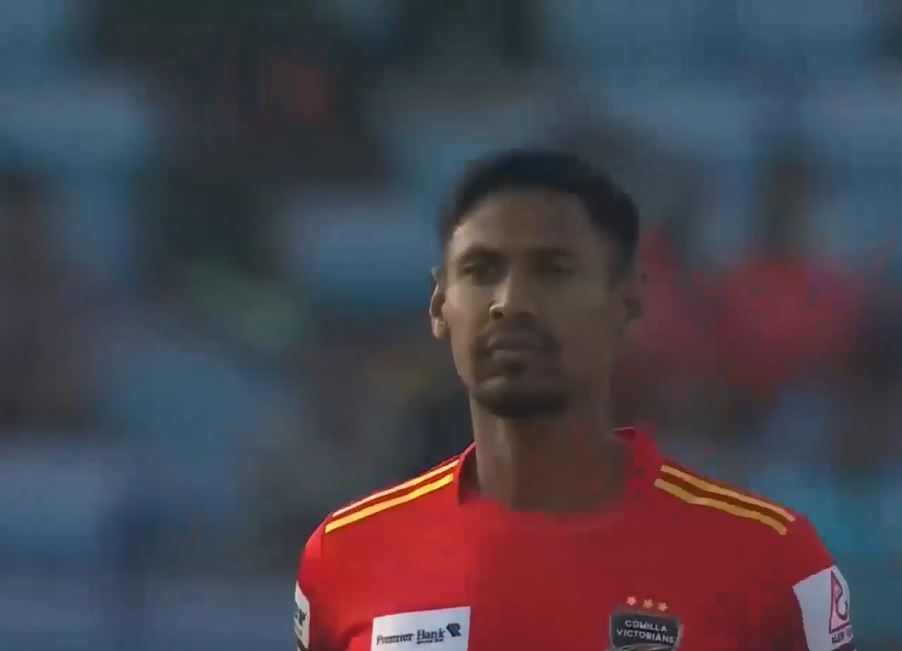 Mustafizur Rahman's 3-fer gets the better of Rangpur batters