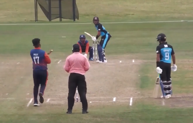 UMMC KR cruise past a shaky Samp Army side by 7 wickets