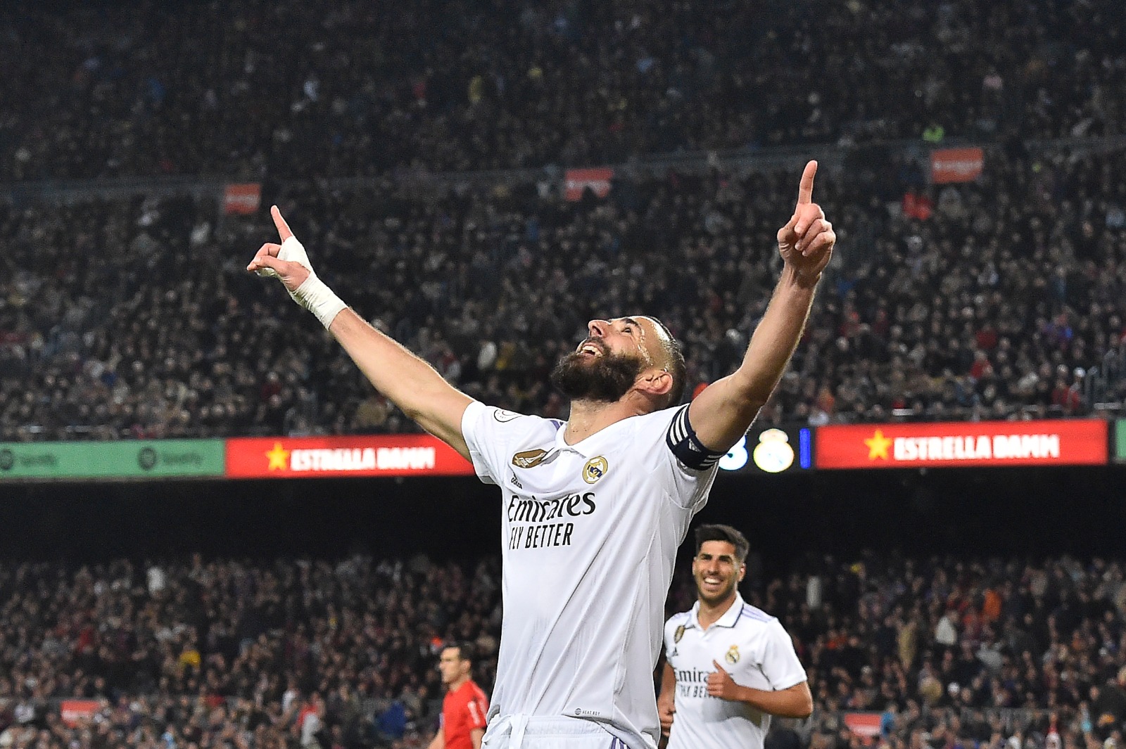 HAT-TRICK! Benzema dismantles Barca's defence