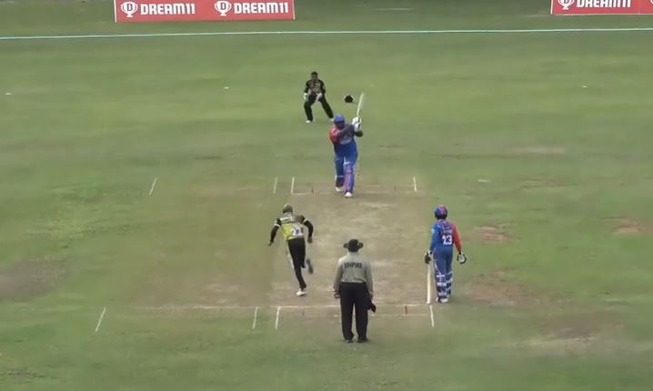 7 Sixes! Rahkeem Cornwall sizzles with 15-ball 50
