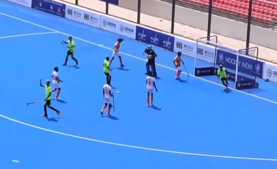 Sturdy Punjab beat Delhi 2-0 in a thriller