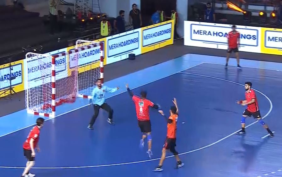 Premier Handball League: Delhi Panzers v Maharashtra Ironmen – Highlights