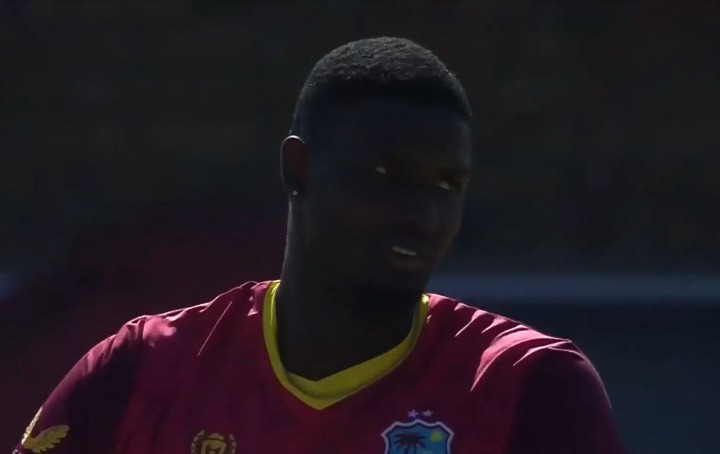 Jason Holder shreds NEP with 3/34